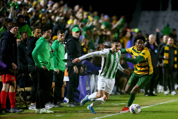 赛中再创辉 赛中再创辉