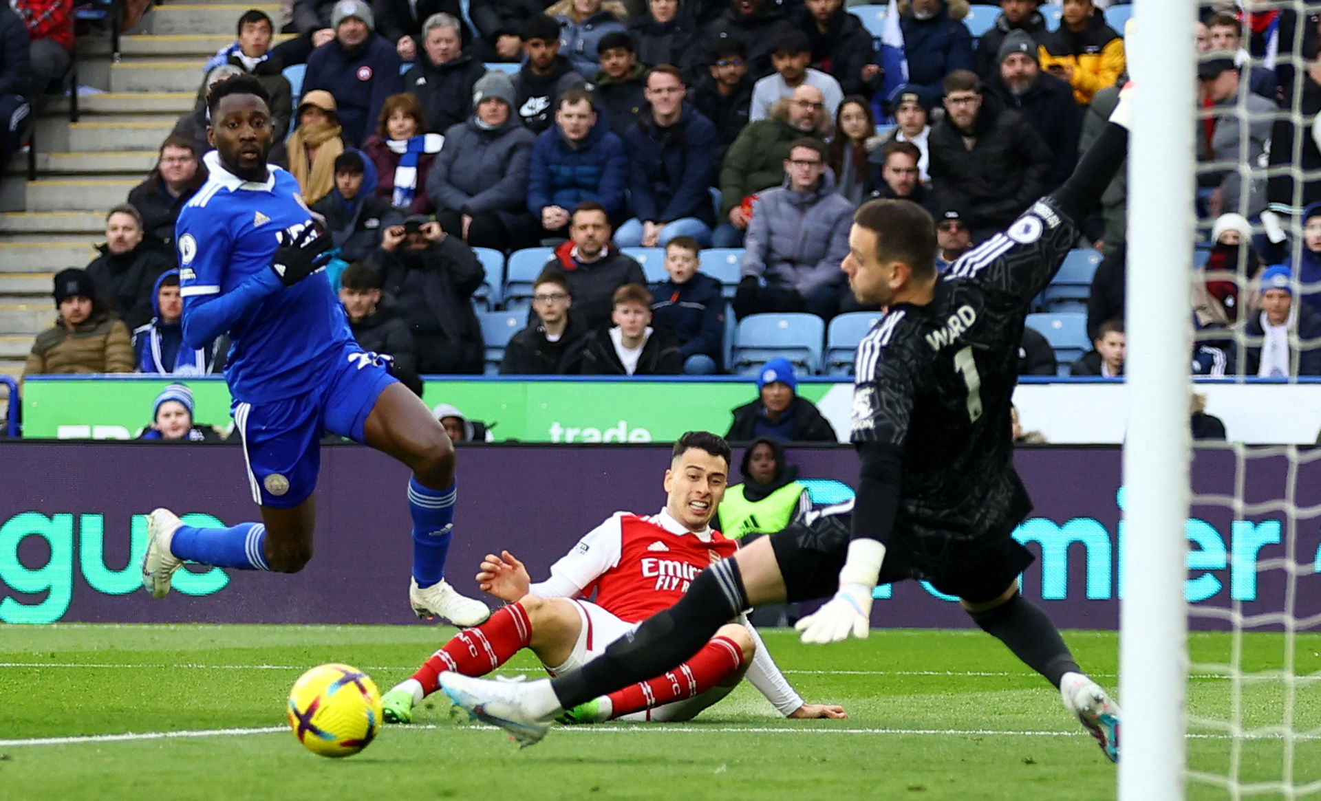 显然不仅仅 显然不仅仅