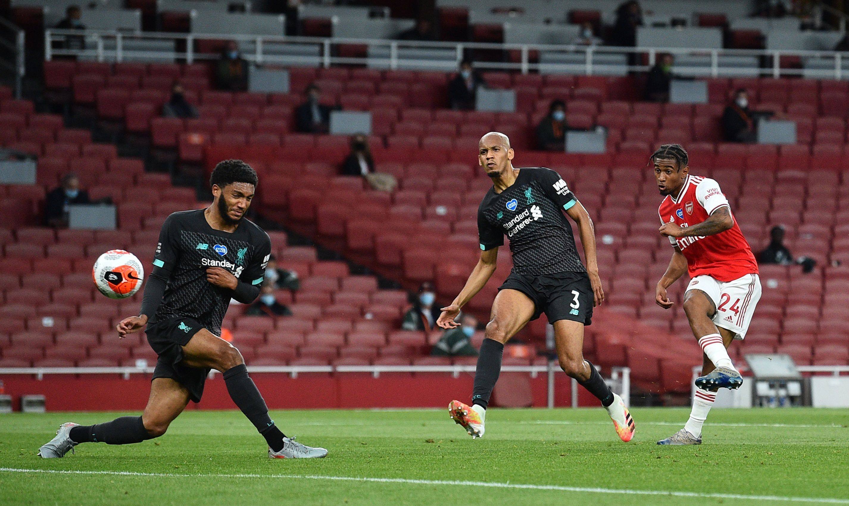 斯图尔特缺 斯图尔特缺